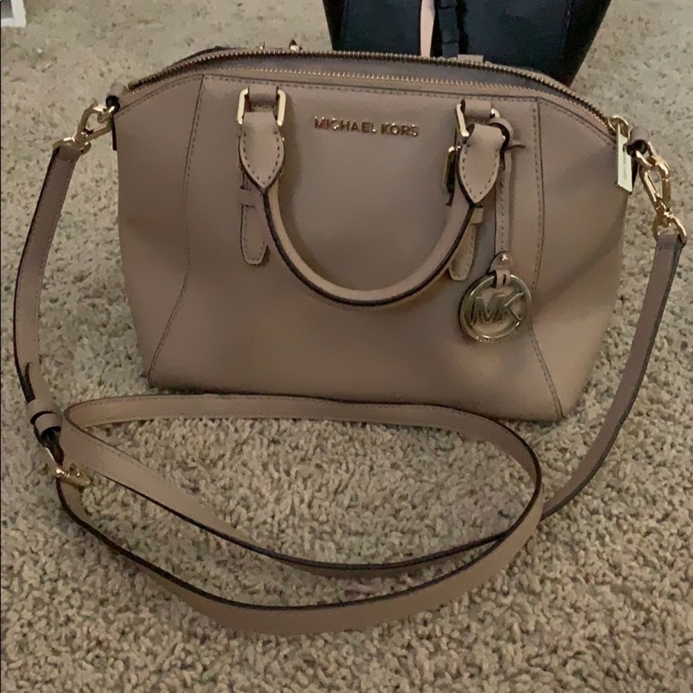Michael Kors Crossbody